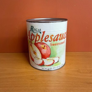 Regal #10 Can Sweetened Applesauce