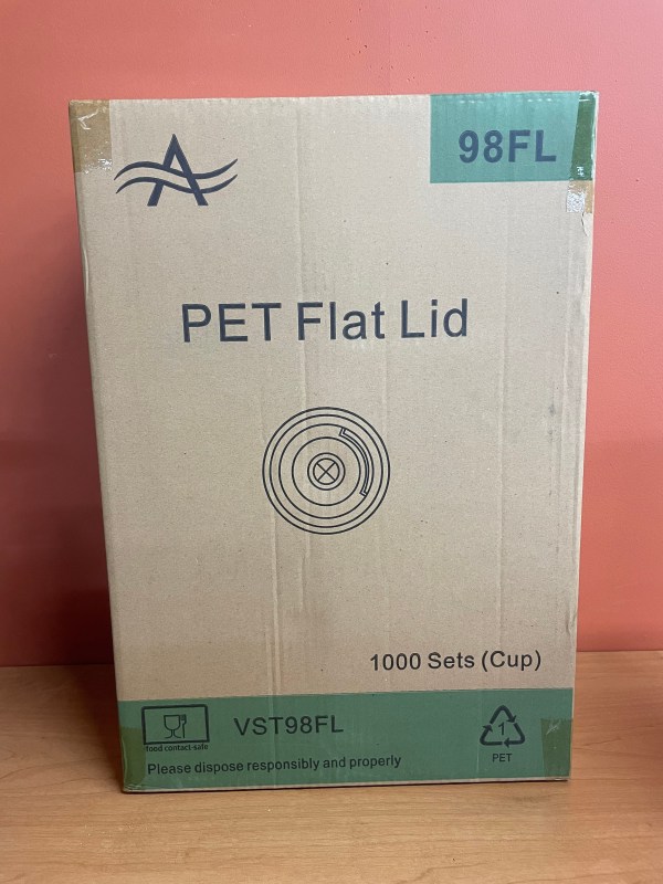 Sleeve of 100 Clear Flat Lids with Straw Slot - 16, 20, 24 oz