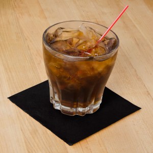 Pack of 250 Hoffmaster 9.5" X 9.5" Black Beverage Napkins 2-Ply 1/4 Fold Regal Emboss